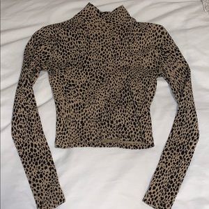 Brandy Melville turtle neck